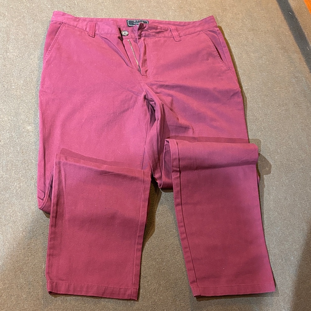 Forever 21 Men's Chinos in Burgundy